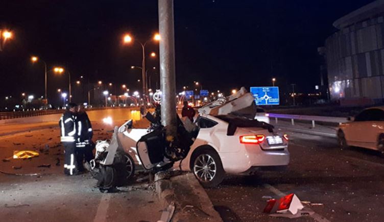 Karaman'da hurdaya dönen aracın sürücüsü öldü