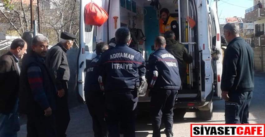 İki ev arasındaki boşluğa düştü!