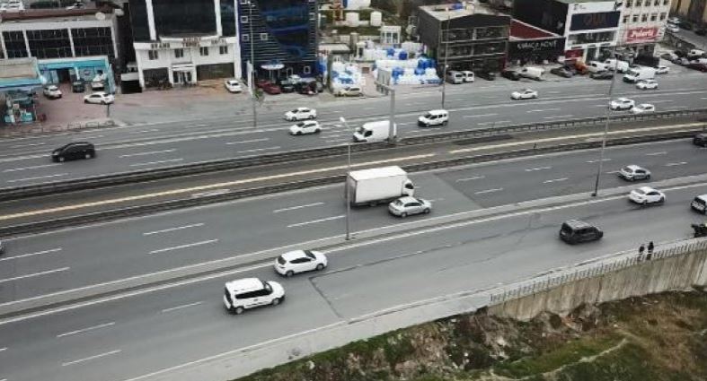 İstanbul'da korkutan görüntüler: E-5 trafiğe kapatıldı