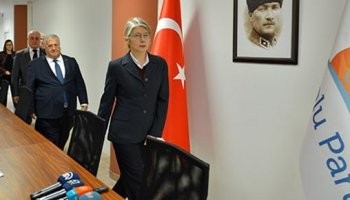 İki Partiden Seçim İttifakı