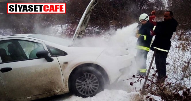 Van'da korkunç kaza:otomobil yandı!