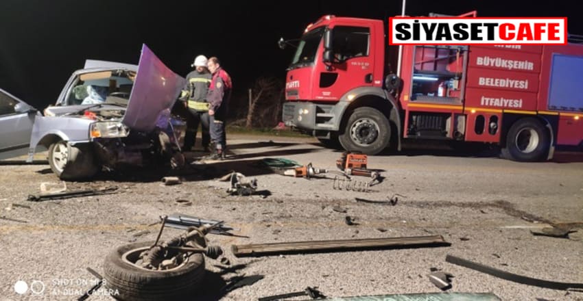 Köşk'te feci kaza:İki araç kafa kafaya çarpıştı!