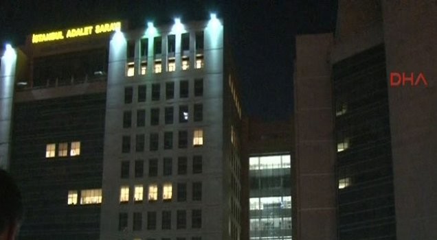 Adliye'de silah sesi! Savcı vuruldu iddiası