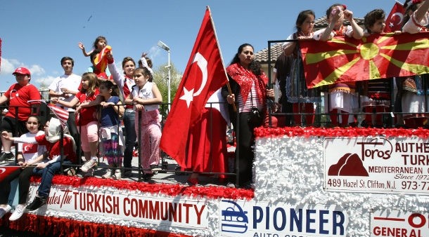 Türk festivali renkli görüntülere sahne oldu