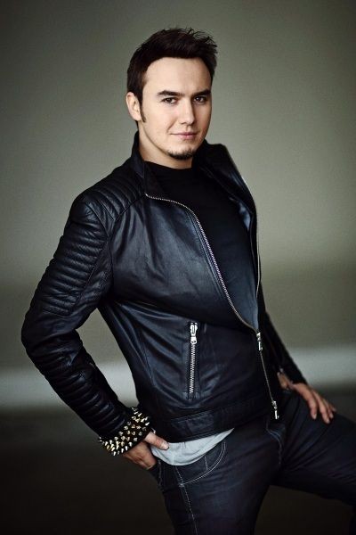 Mustafa Ceceli konserinde olay çıktı