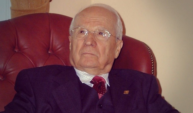 Zalim Evren'in cenazesine 4 parti de katılmıyor