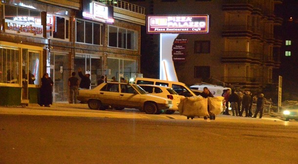 Eşini ve kaynanasını öldürdükten sonra..!