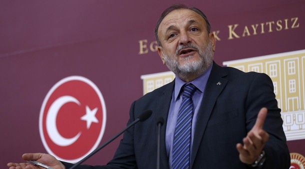 Oktay Vural: Demokrasiye saray darbesi vuruluyor