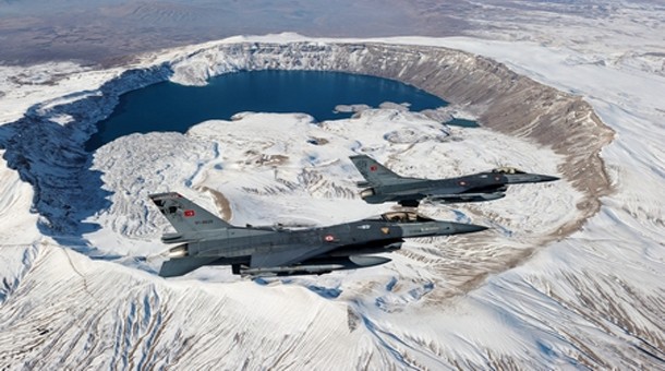 2 F-16 ile Suriye hava aracı etkisiz hale getirildi