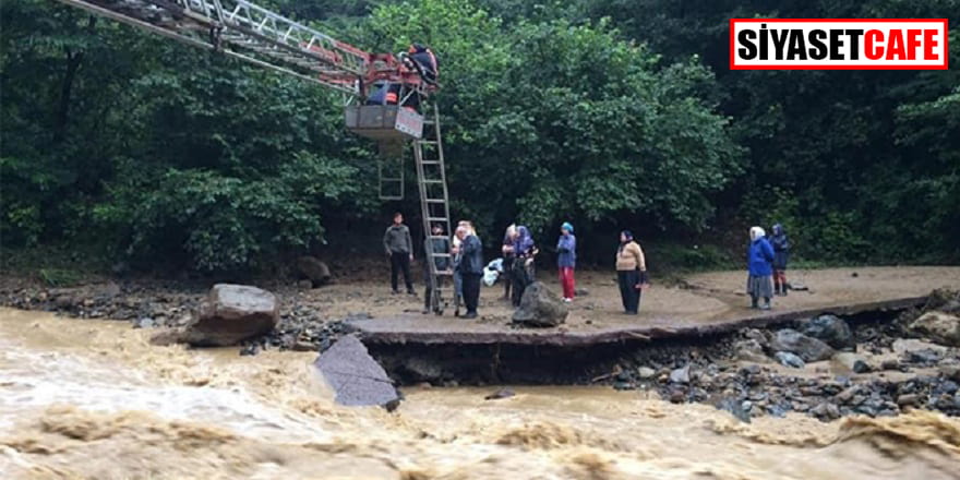 Trabzon’da aşırı yağış hayatı felç etti