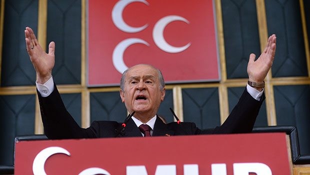 MHP'li Belediyeler asgari ücreti 1400'e çıkardı.