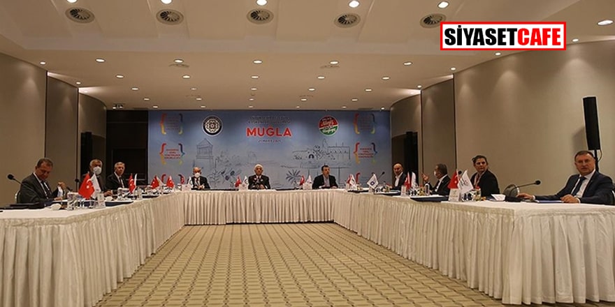 CHP'li büyükşehir belediye başkanları Muğla'da toplandı