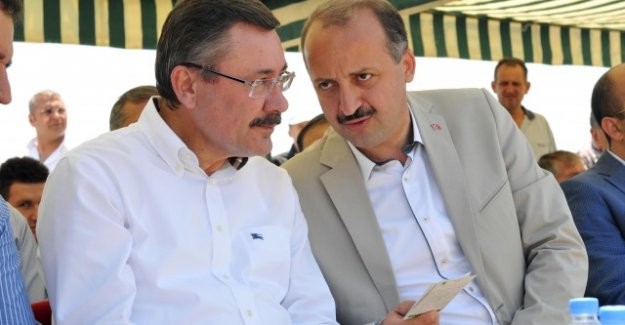 AKP'li Belediye Başkanını darp ettiler!
