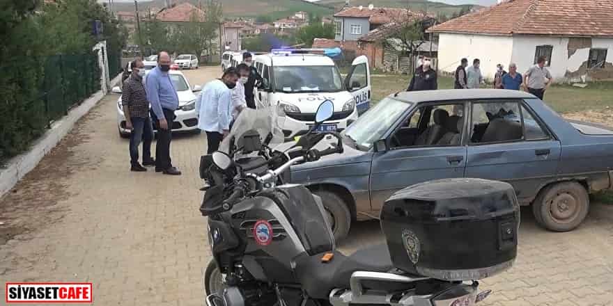 Ehliyetsiz sürücü polis motosikletine çarptı: 2 polis yaralandı
