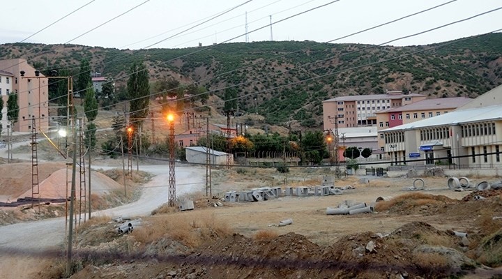 Kahvehaneye silahlı baskın: 2 ölü 6 yaralı