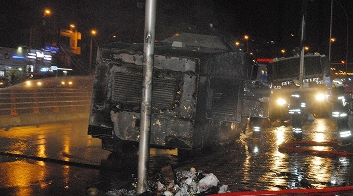 AKP Binasına Bombalı saldırı