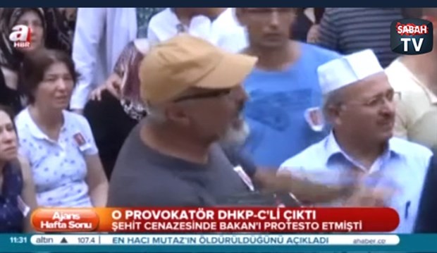 Bakanı protesto etti, terörist ilan edildi!
