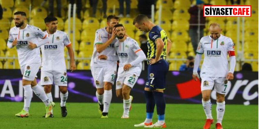 Alanyaspor Fenerbahçe'yi Kadıköy'de vurdu