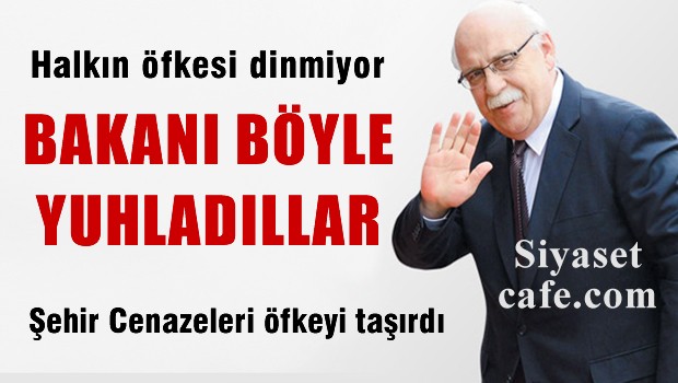 Halk, AKP'li Bakanı Böyle Yuhladı