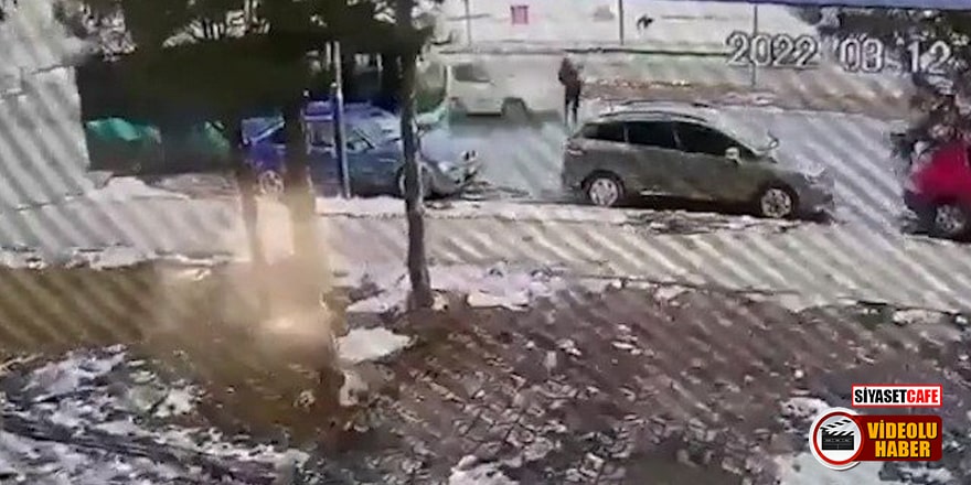 Sivas'ta köpekten kaçan çocuğa otomobil çarptı