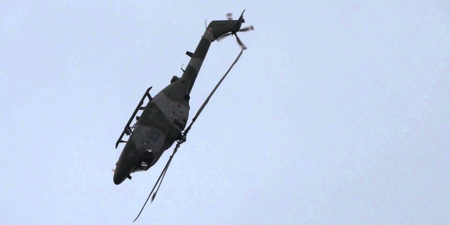 ATAK helikopteri havada takla attı