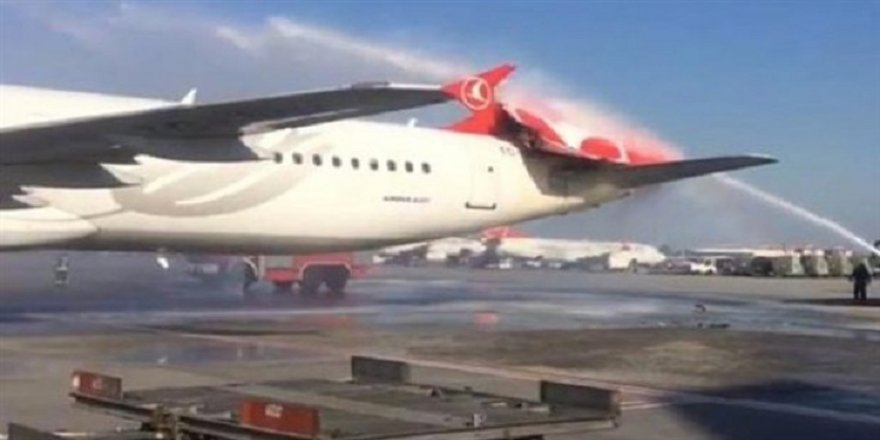 İstanbul’da uçaklar çarpıştı