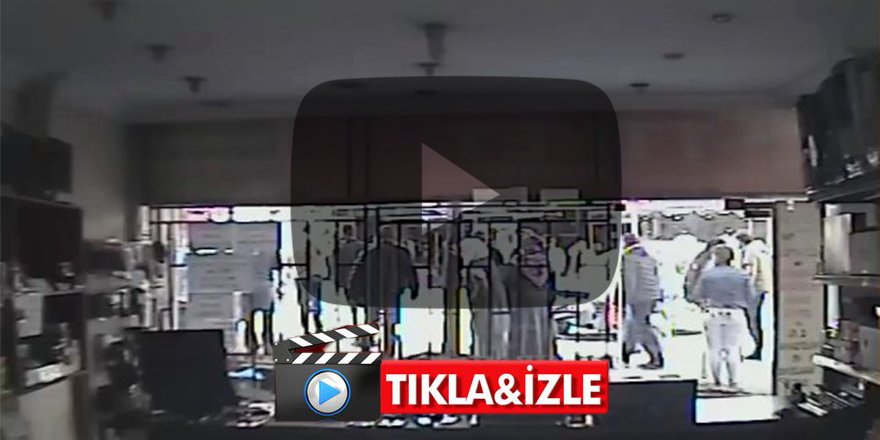 Kocaeli'nde motosiklet sürücüsünün ayağı koptu: Şok görüntüler