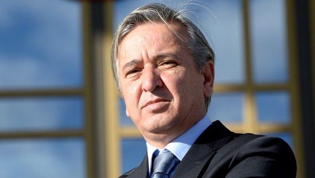 AKP'li vekil Biz ne dersek o olur