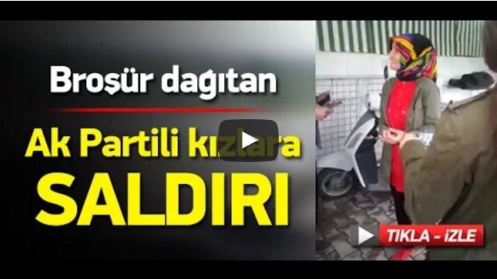 Muğla'da broşür dağıtan AKP'li kızları  yuhladılar