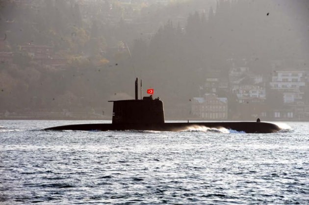 Rus savaş gemisi müthiş mesaj